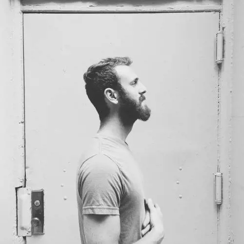 Lo studio choc: ecco perché è pericolosa la barba lunga