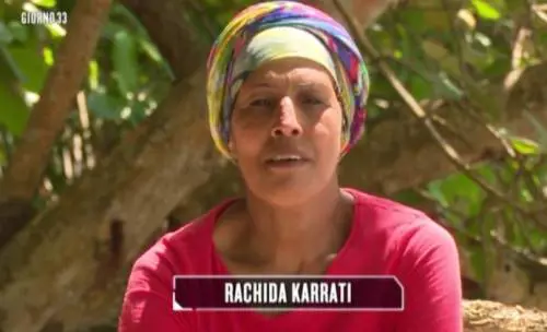 Isola, è guerra aperta tra Cecilia Rodriguez e Rachida: "Mi fai pena"