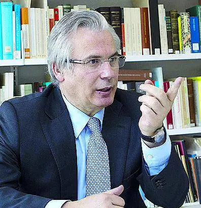 La lezione della Spagna: Garzon cacciato per abuso