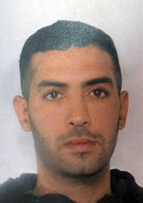 Espulso e tornato sul barcone: ecco chi è l'assassino di Terni