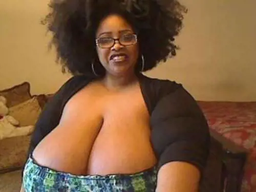 Kristy Love, la massaggiatrice col seno più grande del mondo