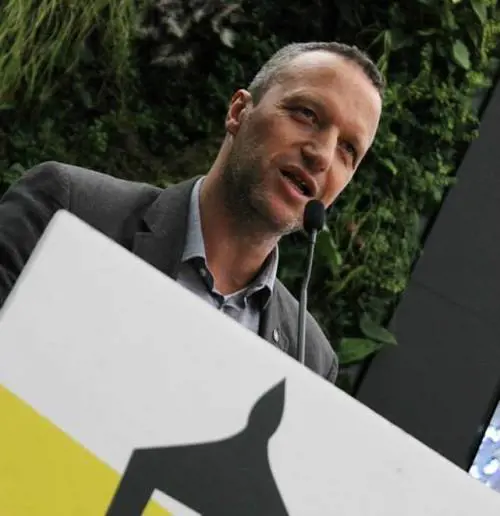 Verona, il sindaco Tosi epura assessore candidato con Zaia: il Carroccio fuori dalla Giunta