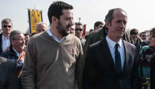 Class action di Salvini contro Renzi e Alfano «Nemici degli italiani»