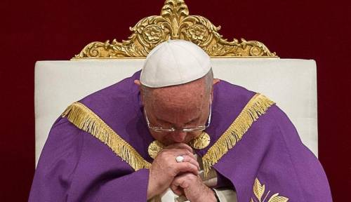 "Il mio pontificato sarà breve". La salute del Papa preoccupa