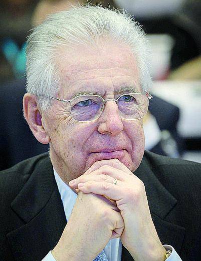 Mario Monti fa lo sbruffone: "Dove vado, mi amano"