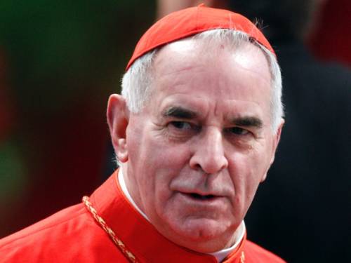 Muore il cardinale accusato di abusi: "ripulita" la biografia
