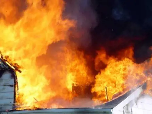 Incendio a Brooklyn, morti sette bambini