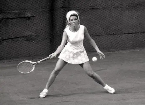 Lea Pericoli, 80 anni e molte vite sotto rete