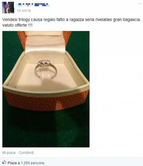 Scopre il tradimento e mette in vendita l'anello su facebook