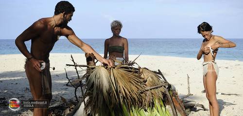 L'indiscrezione sull'Isola dei Famosi: "Slitta a settembre 2016"