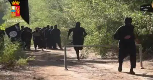 Usa, volevano aderire all'Isis: arrestato un soldato americano ed il cugino