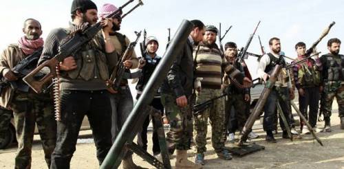 Il Ros a caccia di uno slavo: "È un reclutatore dell'Isis, forse è già tornato in Siria" 