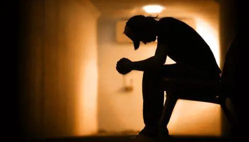 Le 5 pessime abitudini che portano alla depressione