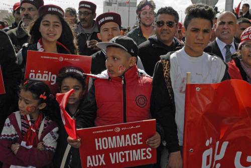 Tunisi sfila contro il terrorismo