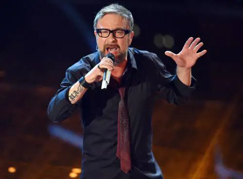 Sanremo, quelle analogie tra la canzone di Noemi e di Giorgio Faletti