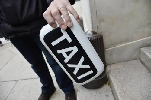 Tram in sciopero, Uber si fa lo spot