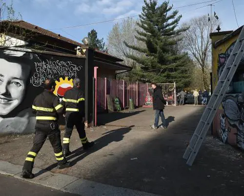 Caserma Mameli, sgomberato il fortino dei Pirati