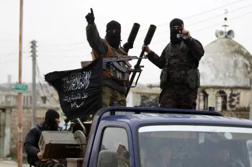 L'Isis arriva a Damasco: "Occupato un campo profughi"