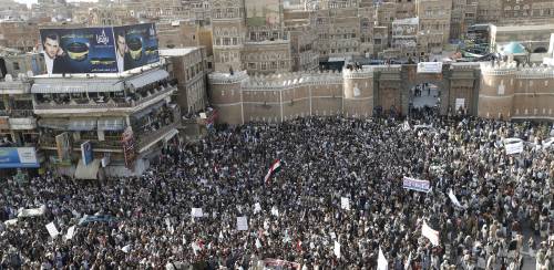 Una manifestazione pro-ribelli a Sana'a, capitale dello Yemen