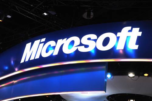 Microsoft vende meno, ma i ricavi crescono oltre le attese 