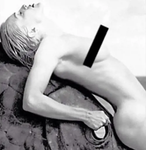 Madonna polemica con Instagram: "Un sedere è ok, ma le tette no?"