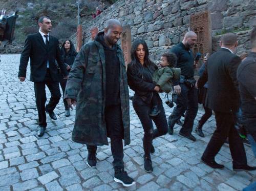 La famiglia Kardashian in Armenia
