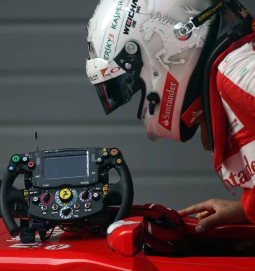 Hamilton vola ma Vettel c'è. Peccato che sia... Formula 2