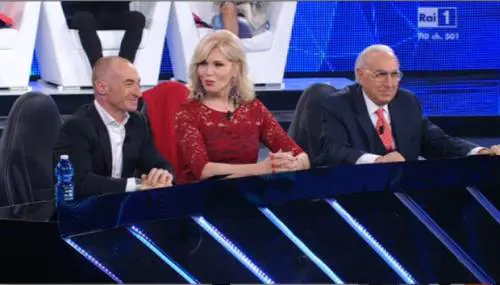Amanda Lear confessa: "Che fatica, a Si può fare non sono pagata bene"