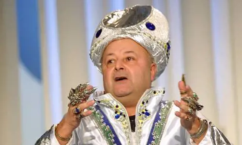 "Renzi cadrà, Marino resisterà a forze aliene"