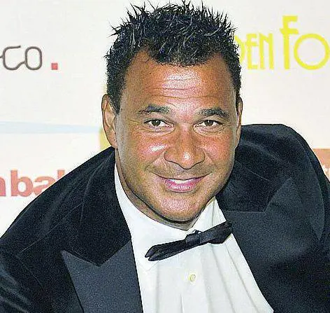 Gullit: «Per vincere tenetevi stretto Galliani»