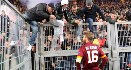 De Rossi  a "rapporto" dagli ultrà