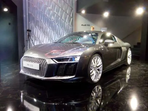 Le auto del Fuori Salone