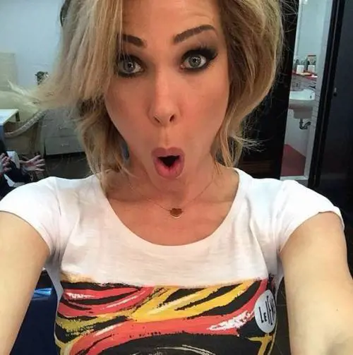 "Falsi i profili Instagram di Ilary e Totti"