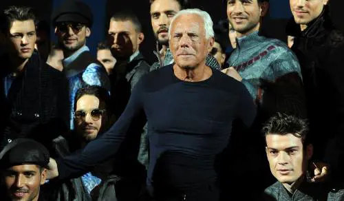 La (rara) commozione di Armani: "Avrei molto desiderato dei figli"