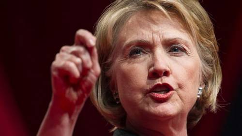 Lo scandalo delle mail travolge Hillary Clinton: rischia un'indagine penale