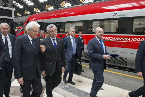 Sergio Mattarella torna a Roma con il nuovo Frecciarossa
