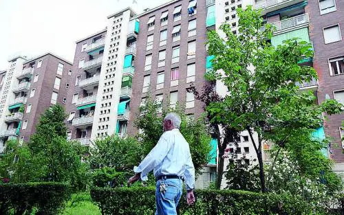 In via Russoli grazie ai privati cresceranno melanzane, zucchine e fragole