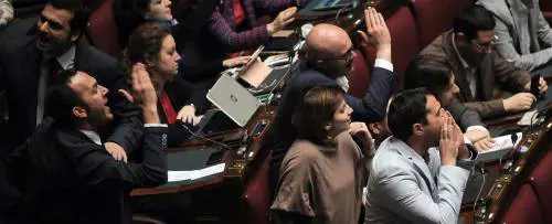 "Fiducia sull'Italicum", minoranza annichilita e ridotta all'obbedienza