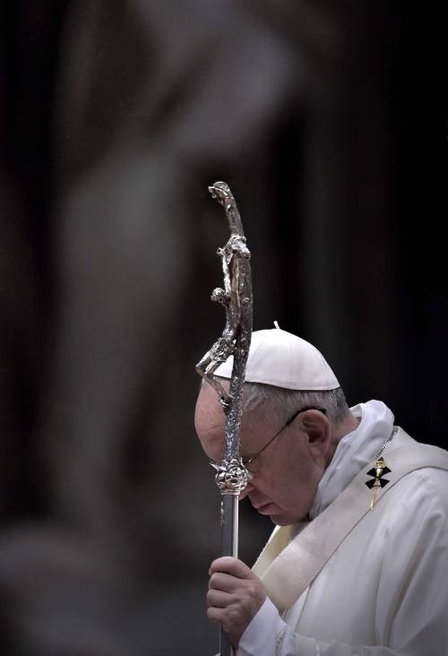 Vaticano, solo il 20% dei vescovi sta col Papa