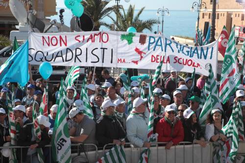 Primo maggio degli immigrati, sindacati a Pozzallo: ​"Aprire tutte le frontiere"