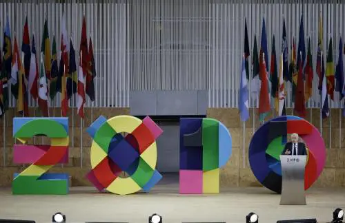 Ora Expo cambia pure l'Inno d'Italia