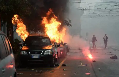Milano messa a ferro e fuoco, Salvini inchioda Alfano: "Ancora un volta incapace"