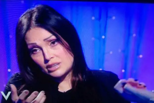 Anna Oxa e il post sulla Raffaele, la cantante smentisce