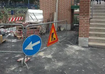 Troppa fretta di inaugurarla. Gli ascensori per accedere al ponte non funzionano