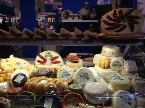 Dai formaggi ai salumi la tipicità dei prodotti diventa contemporanea
