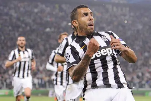 Tevez il più pagato al mondo: i tifosi della Juve sui social non lo perdonano