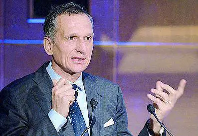 Telecom sceglie la fibra di Fastweb Metroweb al palo