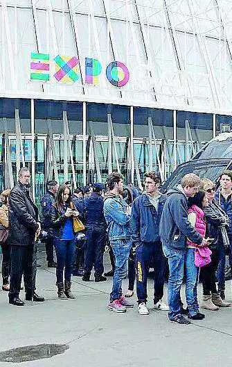 Quelle ore in coda all'Expo gate per riuscire a comprare un biglietto