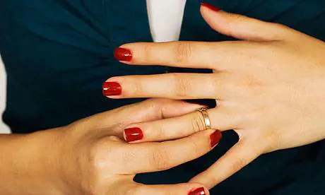 A Milano il primo ufficio cattolico per divorziati in Italia. Ed è un esubero di appuntamenti