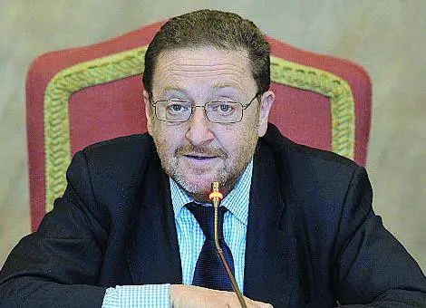 «Inutile pagliacciata, il bando è da ritirare»